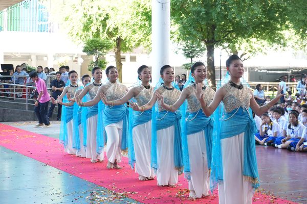 โรงเรียนปรีชานุศาสน์